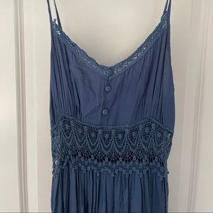 Maxi Dress with peek-a-boo waist